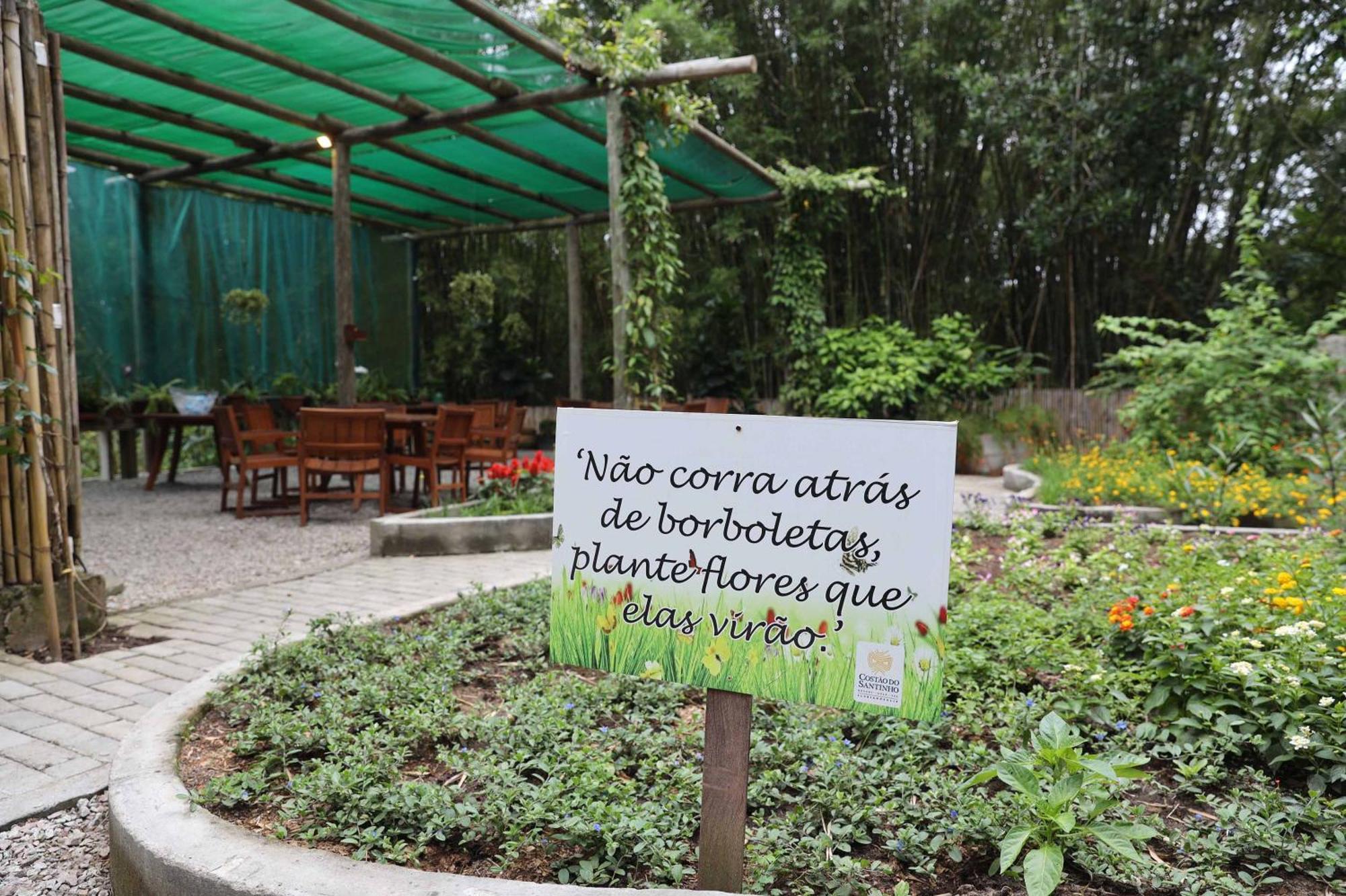 Costao Do Santinho Resort All Inclusive Florianópolis Eksteriør billede A sign in the Botanical Garden of the University of Campinas, Brazil, reads "Do not pick the flowers, plant more that you can eat".