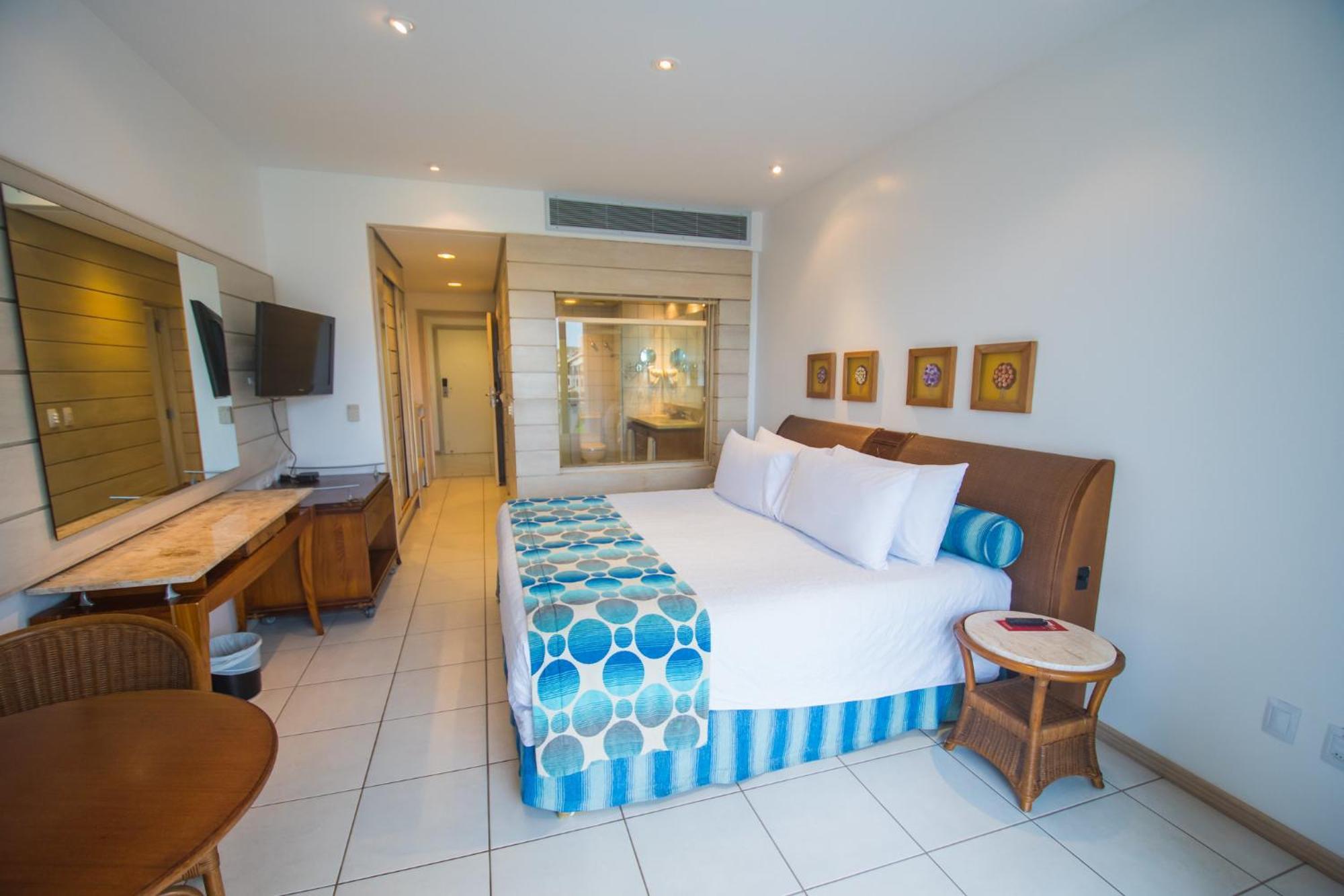Costao Do Santinho Resort All Inclusive Florianópolis Værelse billede A room at the hotel